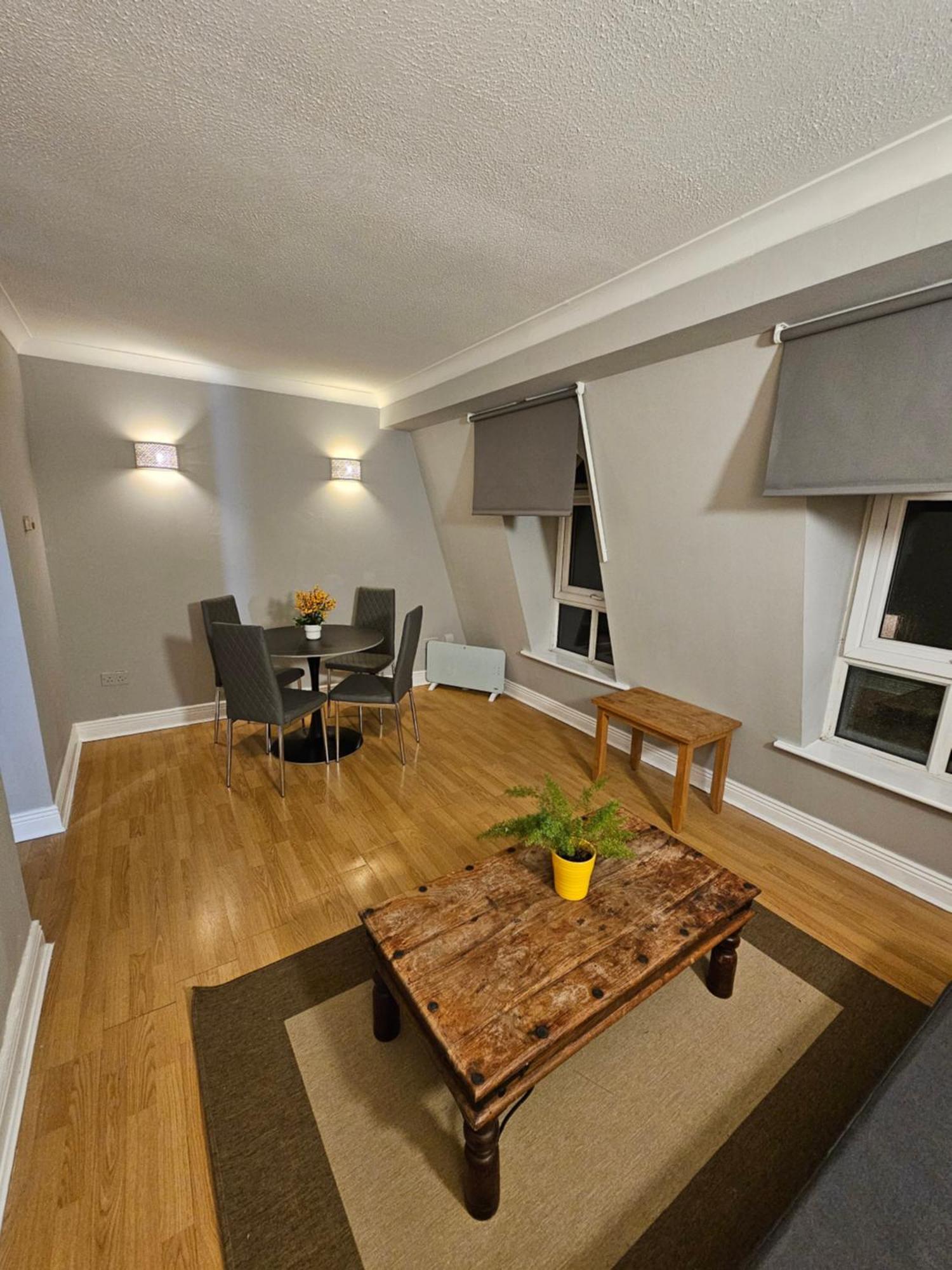 Apt Close To Temple Bar Apartment Dublin Exterior foto